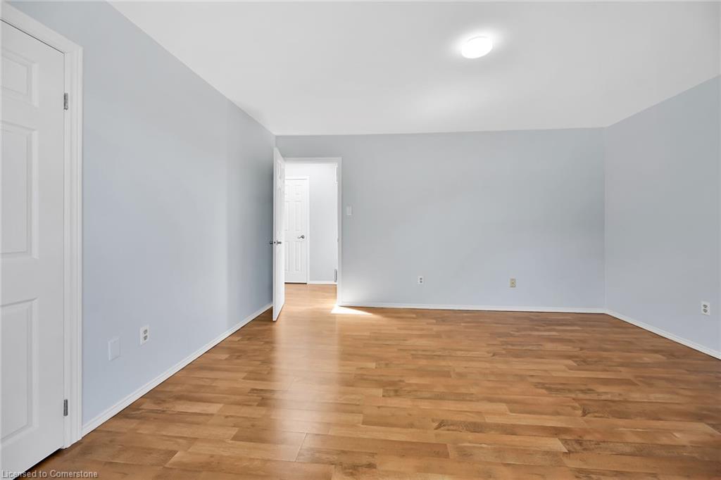 130 West 26Th Street, Hamilton, ON - Indoor Photo Showing Other Room