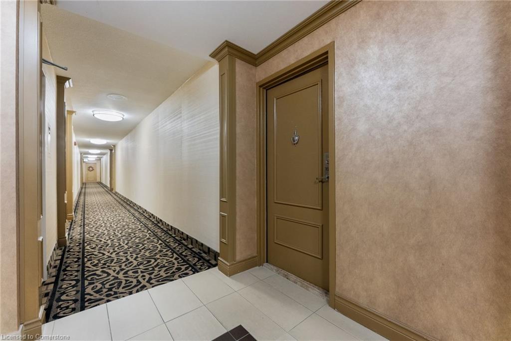 1605-301 Frances Avenue, Stoney Creek, ON - Indoor Photo Showing Other Room