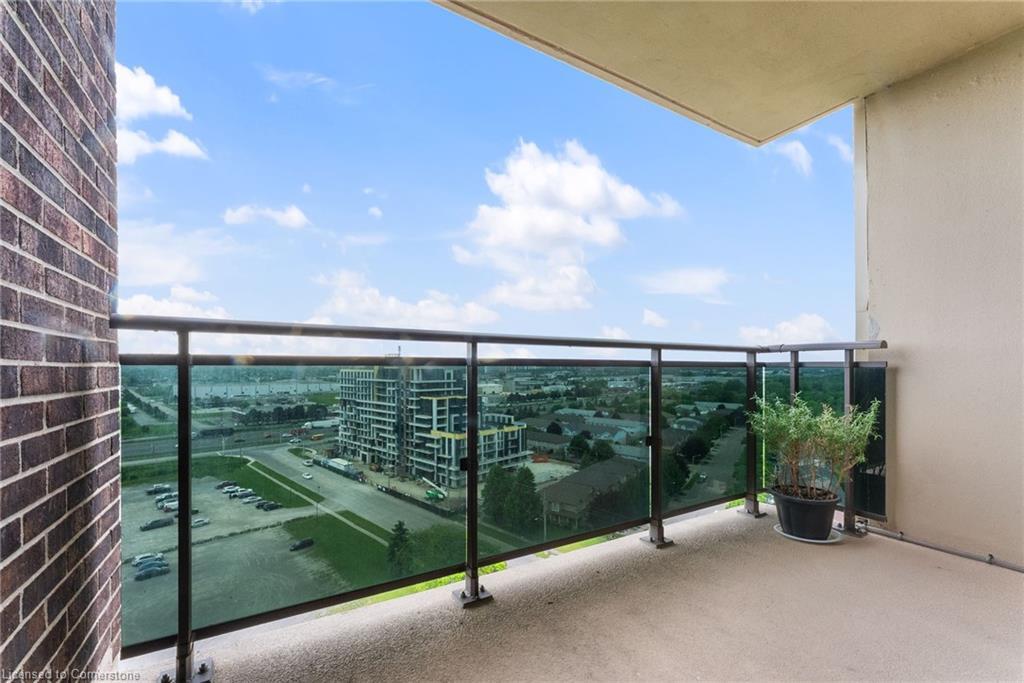 1605-301 Frances Avenue, Stoney Creek, ON - Outdoor With View With Exterior