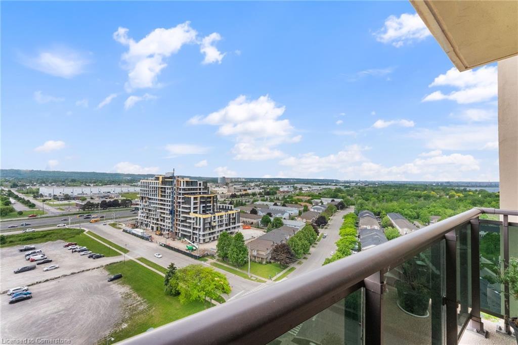 1605-301 Frances Avenue, Stoney Creek, ON - Outdoor With View