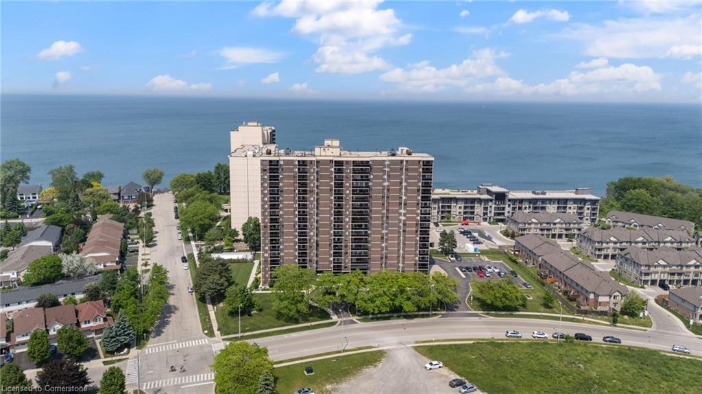 1605-301 Frances Avenue, Stoney Creek, ON - Outdoor With Body Of Water With View