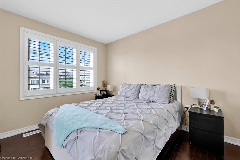1-1354 Upper Sherman Avenue, Hamilton, ON - Indoor Photo Showing Bedroom