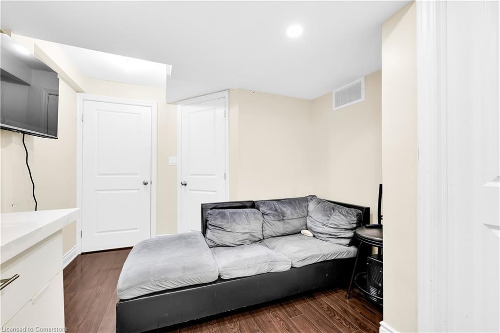 1-1354 Upper Sherman Avenue, Hamilton, ON - Indoor