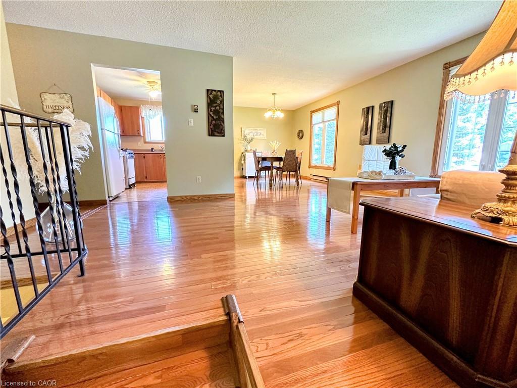 804 Ruby Street, Port Elgin, ON - Indoor