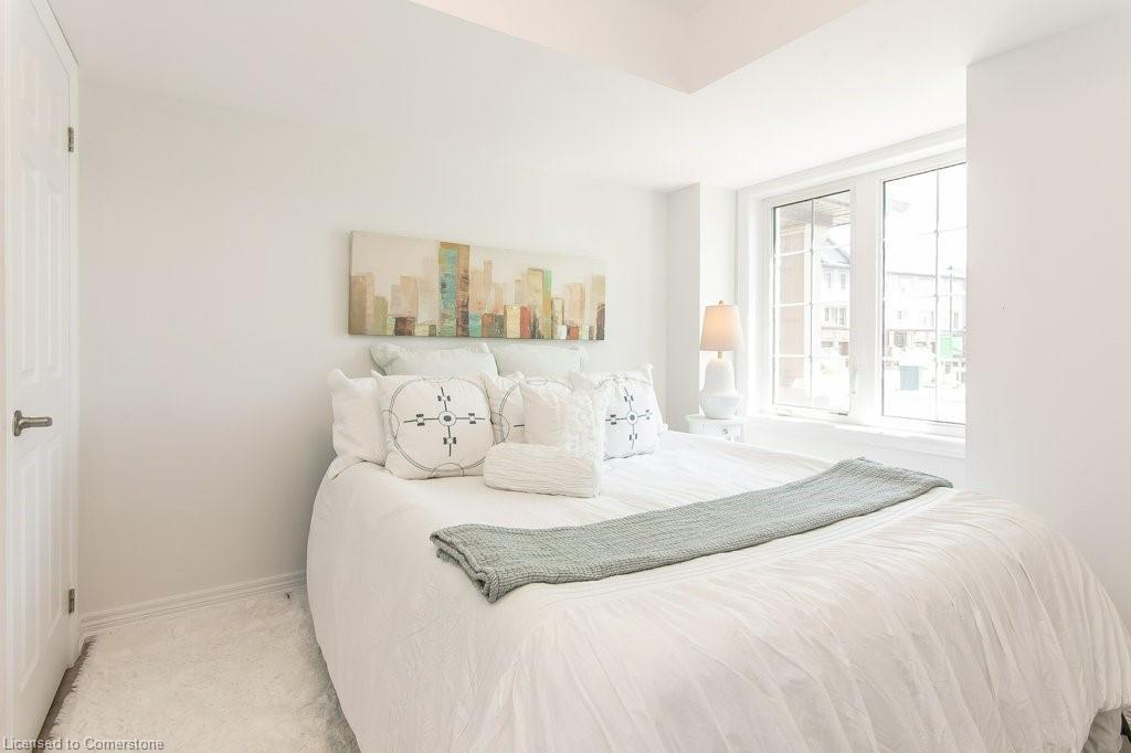 386 Linden Drive, Cambridge, ON - Indoor Photo Showing Bedroom