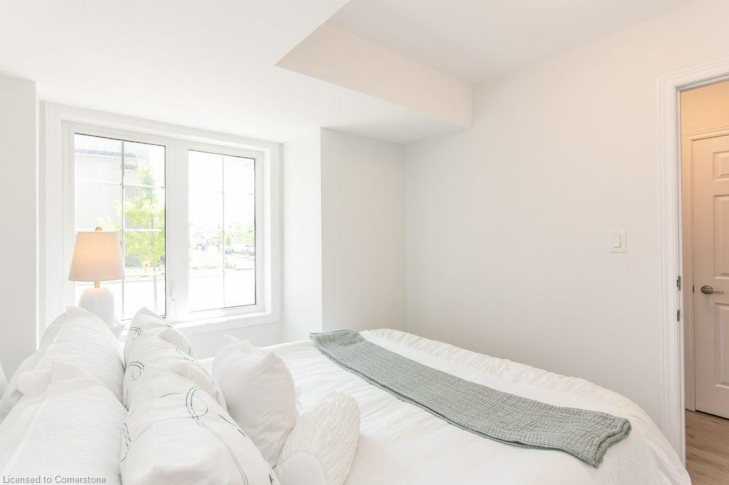 386 Linden Drive, Cambridge, ON - Indoor Photo Showing Bedroom