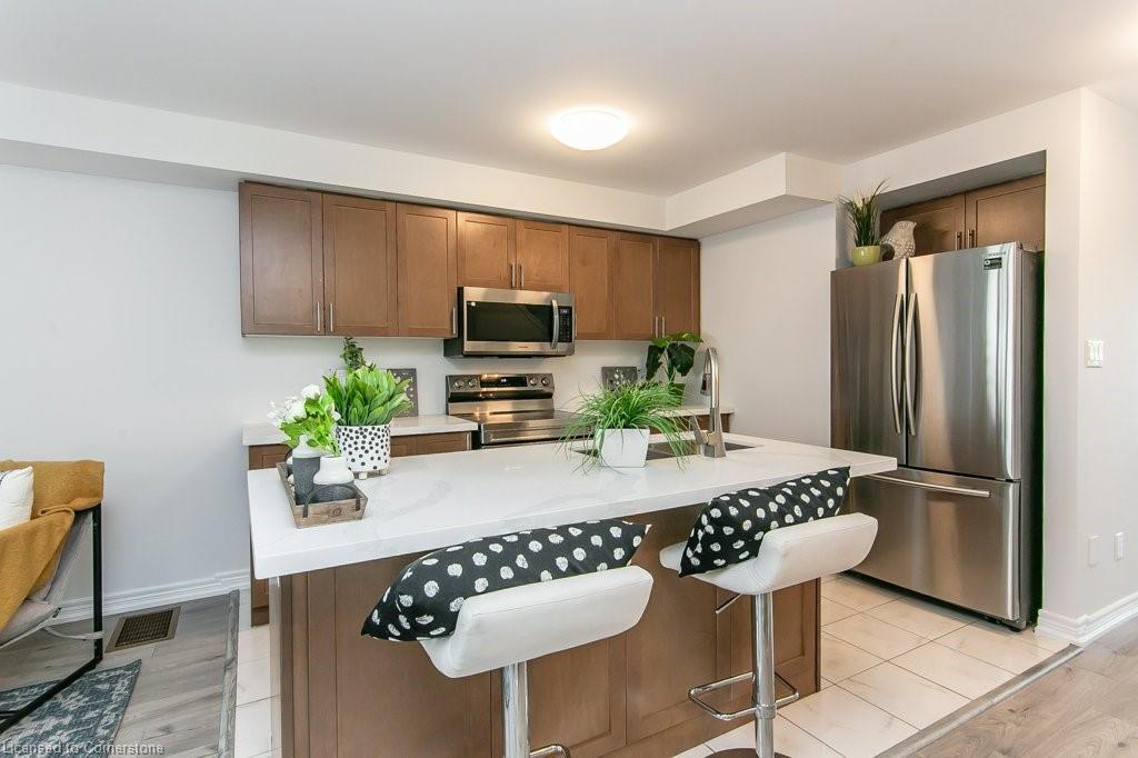 386 Linden Drive, Cambridge, ON - Indoor Photo Showing Kitchen