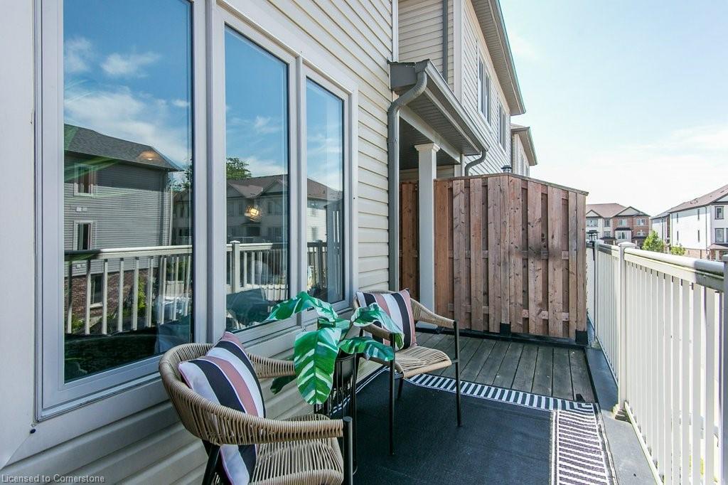 386 Linden Drive, Cambridge, ON - Outdoor With Deck Patio Veranda With Exterior