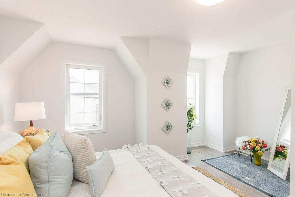 386 Linden Drive, Cambridge, ON - Indoor Photo Showing Bedroom