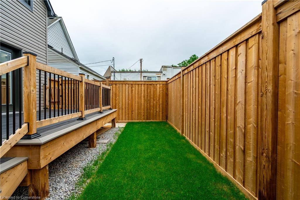 4471 First Avenue, Niagara Falls, ON - Outdoor With Deck Patio Veranda With Exterior