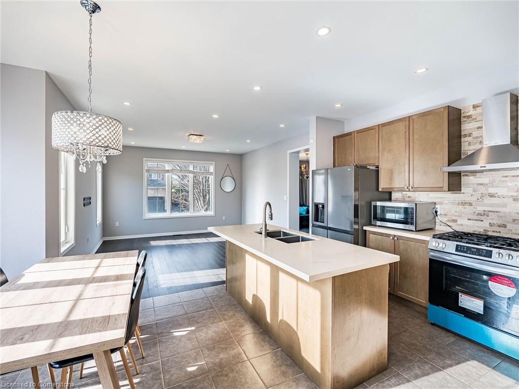 416 Gooch Crescent, Milton, ON - Indoor Photo Showing Kitchen With Stainless Steel Kitchen With Double Sink With Upgraded Kitchen