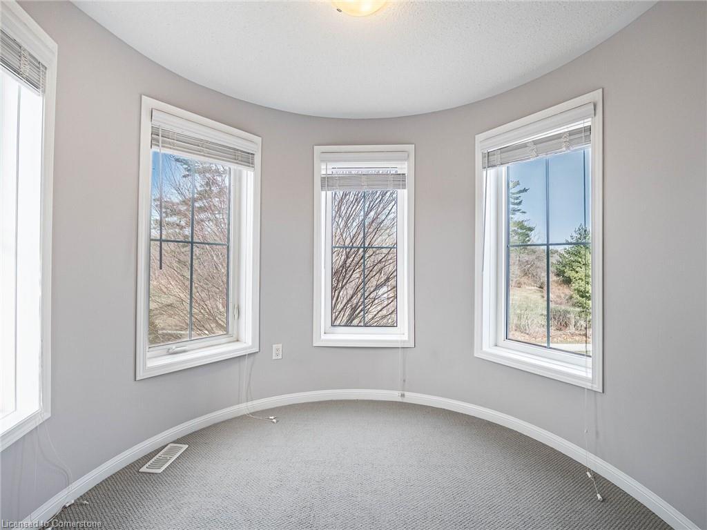 416 Gooch Crescent, Milton, ON - Indoor Photo Showing Other Room