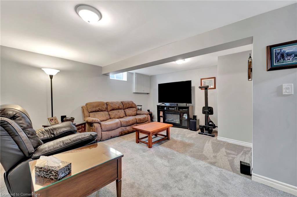 375 Elliott Street, Cambridge, ON - Indoor