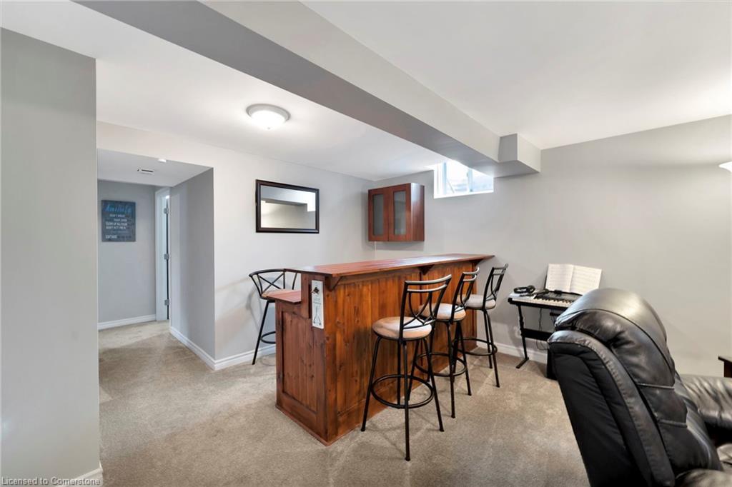 375 Elliott Street, Cambridge, ON - Indoor