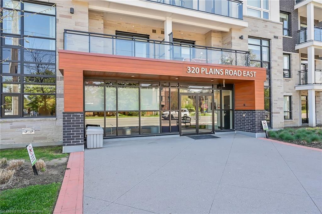312-320 Plains Road E, Burlington, ON - Outdoor