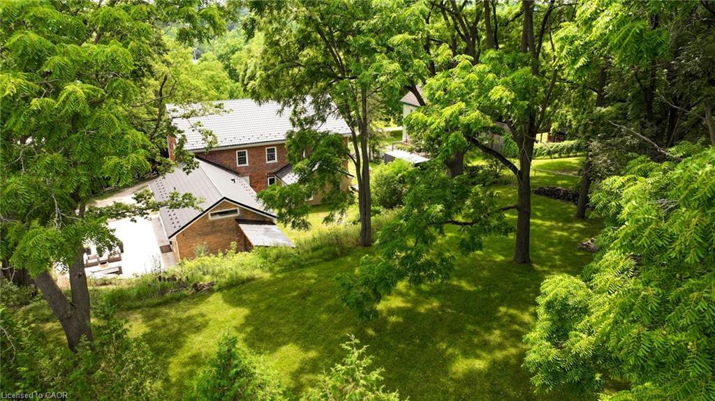 38 Shirk Place, Kitchener, ON - Outdoor