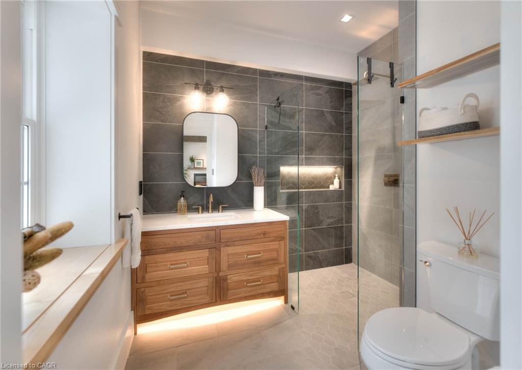 38 Shirk Place, Kitchener, ON