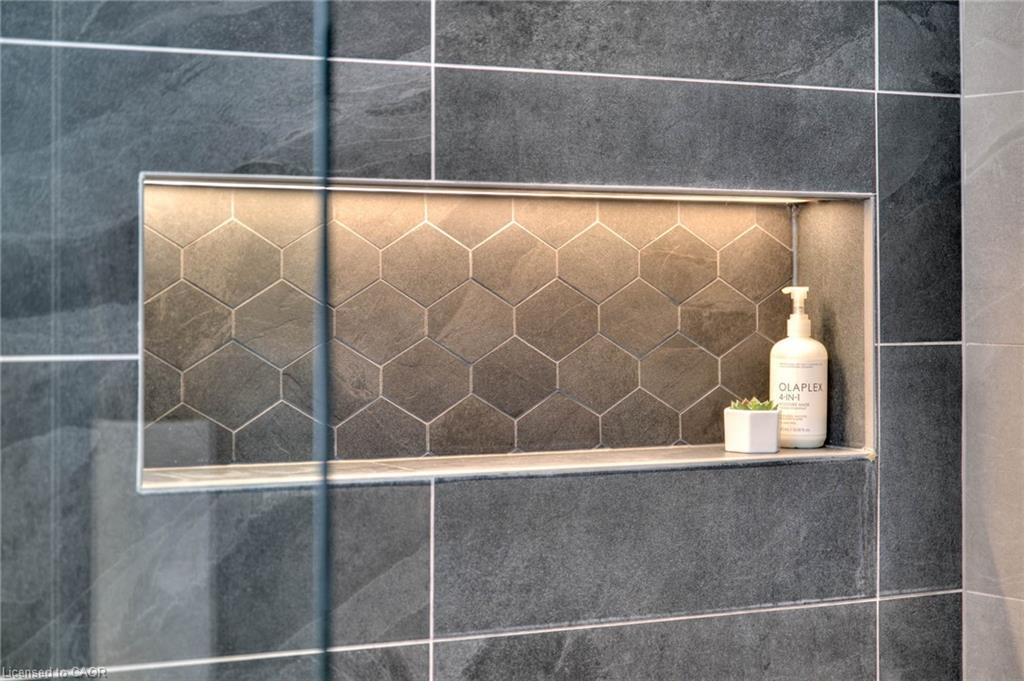 38 Shirk Place, Kitchener, ON