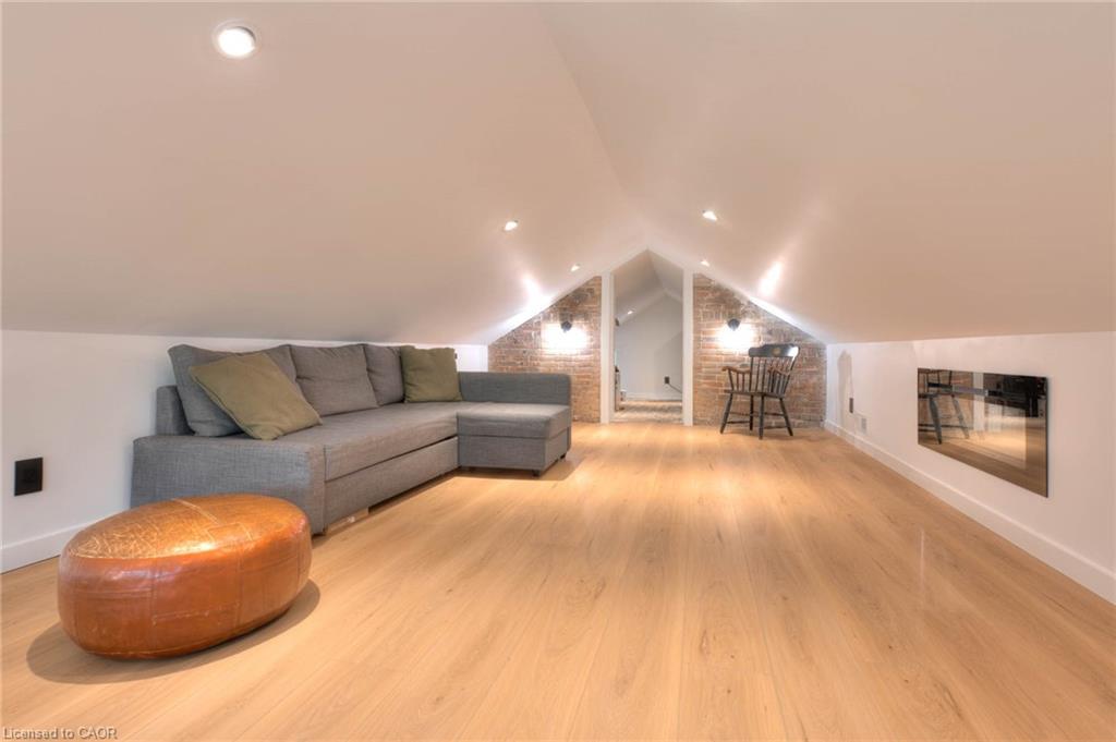 38 Shirk Place, Kitchener, ON