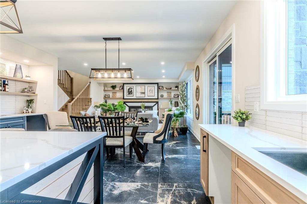 7 Bartlett Avenue, Grimsby, ON - Indoor