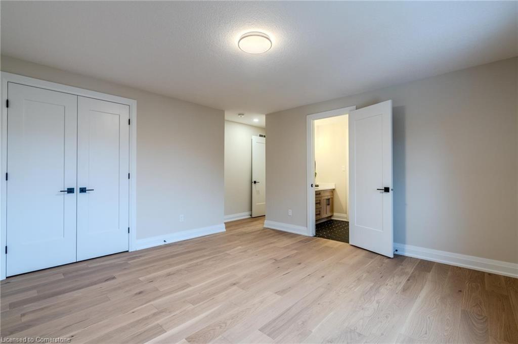 7 Bartlett Avenue, Grimsby, ON - Indoor Photo Showing Other Room