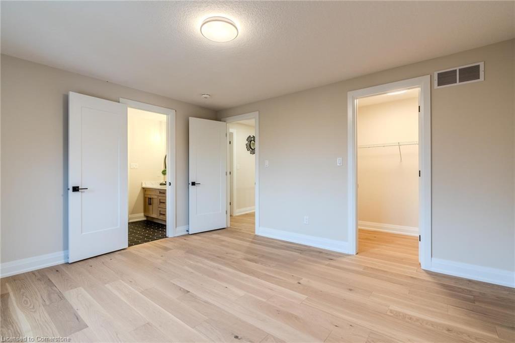 7 Bartlett Avenue, Grimsby, ON - Indoor Photo Showing Other Room