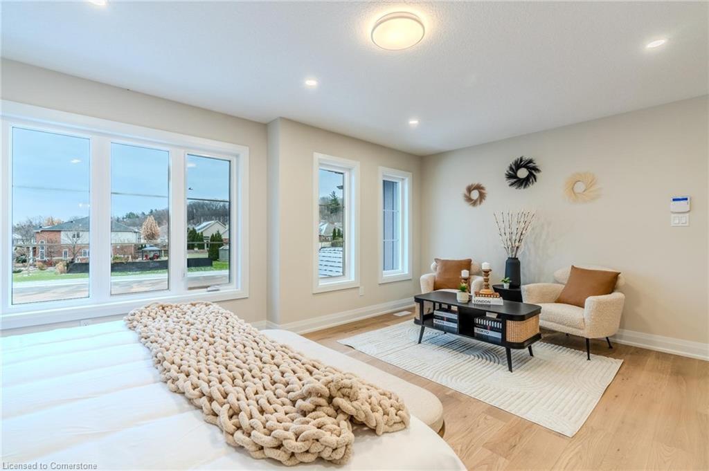 7 Bartlett Avenue, Grimsby, ON - Indoor