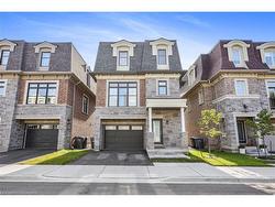 2122 Royal Gala Circle Mississauga, ON L4Y 0H2