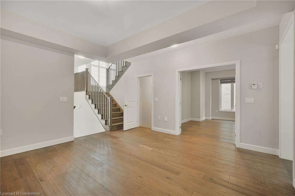 101 York Drive, Peterborough, ON - Indoor Photo Showing Other Room