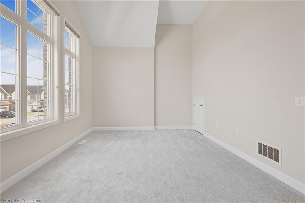 101 York Drive, Peterborough, ON - Indoor Photo Showing Other Room