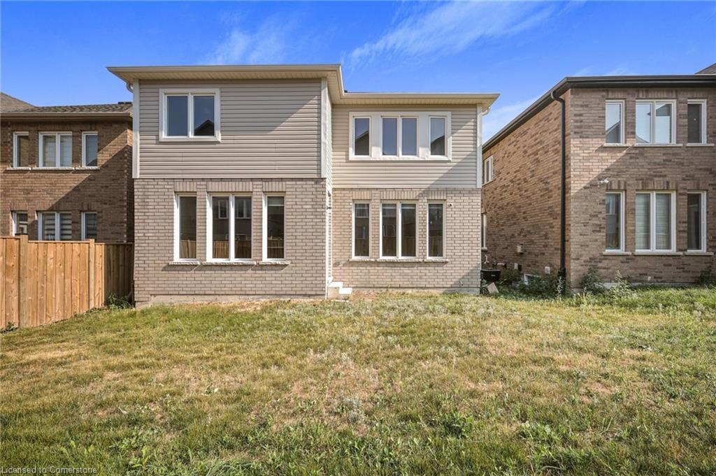 101 York Drive, Peterborough, ON - Outdoor