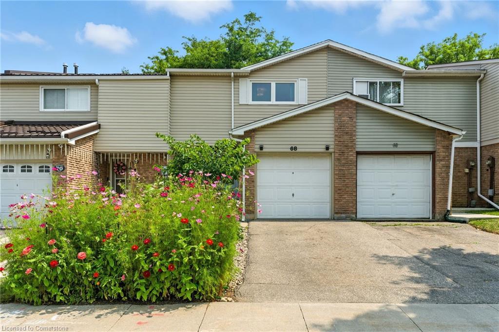 68 Westmount Mews, Cambridge, ON - Outdoor