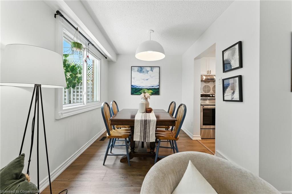 68 Westmount Mews, Cambridge, ON - Indoor Photo Showing Dining Room