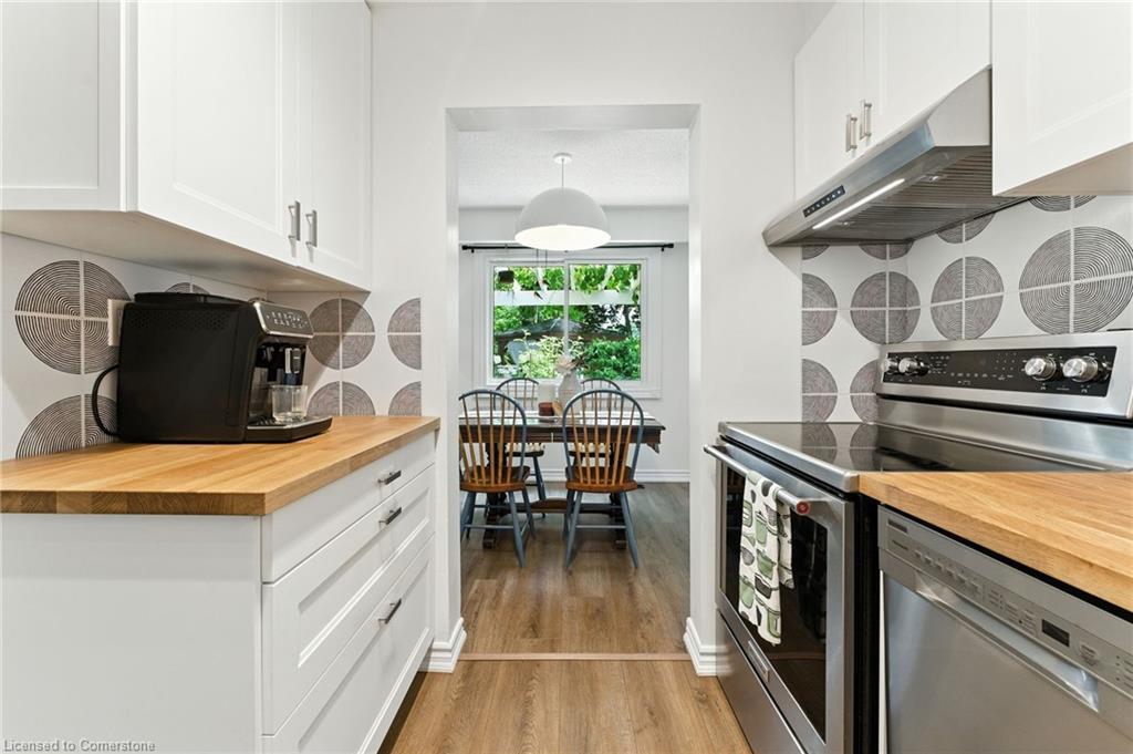 68 Westmount Mews, Cambridge, ON - Indoor Photo Showing Kitchen