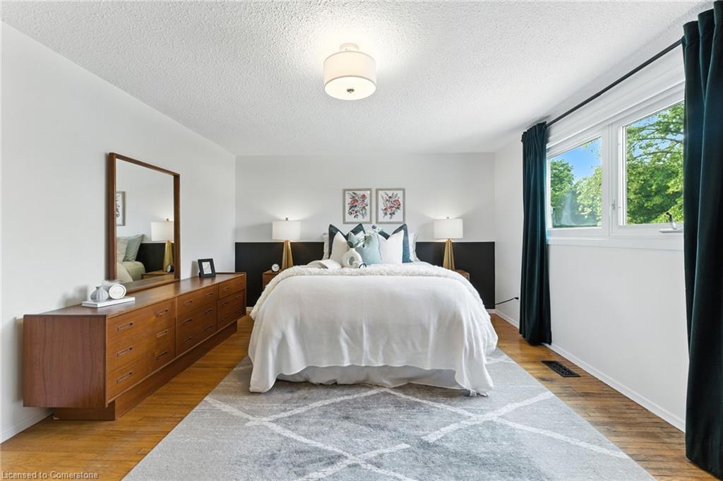 68 Westmount Mews, Cambridge, ON - Indoor Photo Showing Bedroom