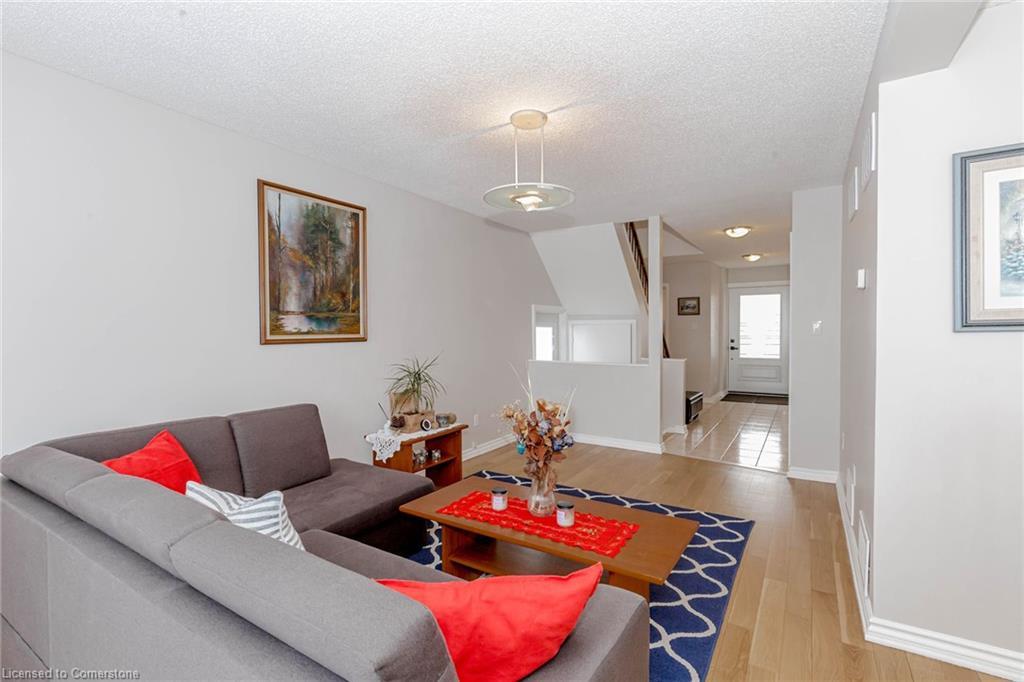 4155 Dursley Crescent, Mississauga, ON - Indoor Photo Showing Living Room
