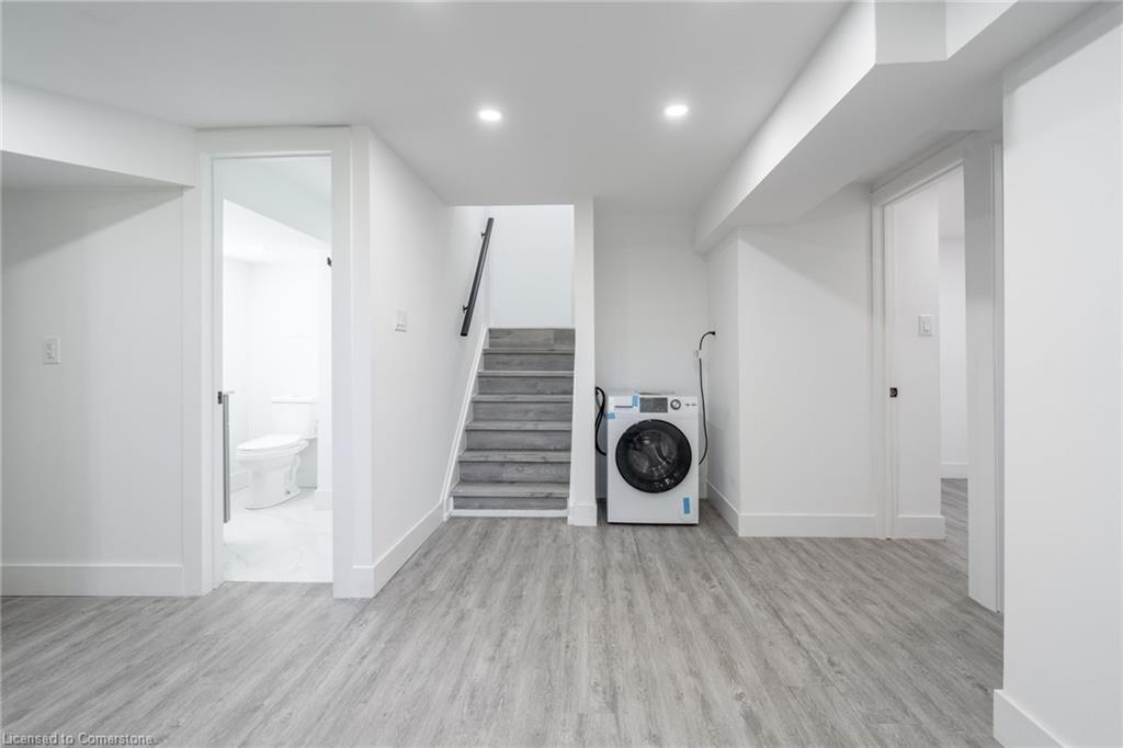 2-29 Northgate Drive, Hamilton, ON - Indoor Photo Showing Other Room