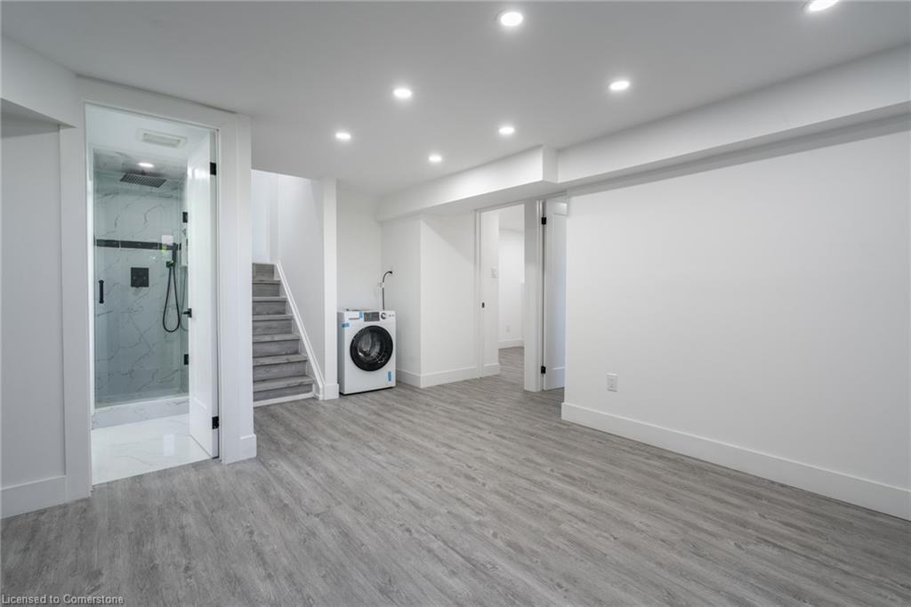 2-29 Northgate Drive, Hamilton, ON - Indoor Photo Showing Other Room