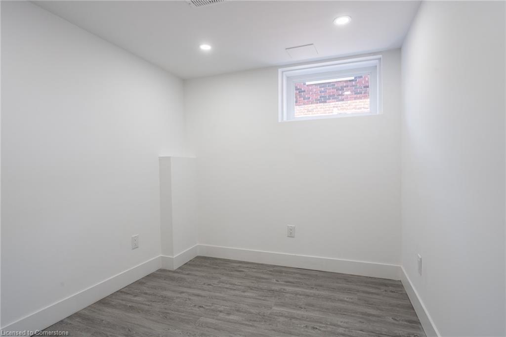 2-29 Northgate Drive, Hamilton, ON - Indoor Photo Showing Other Room