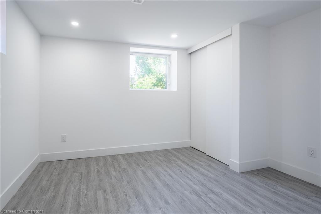 2-29 Northgate Drive, Hamilton, ON - Indoor Photo Showing Other Room