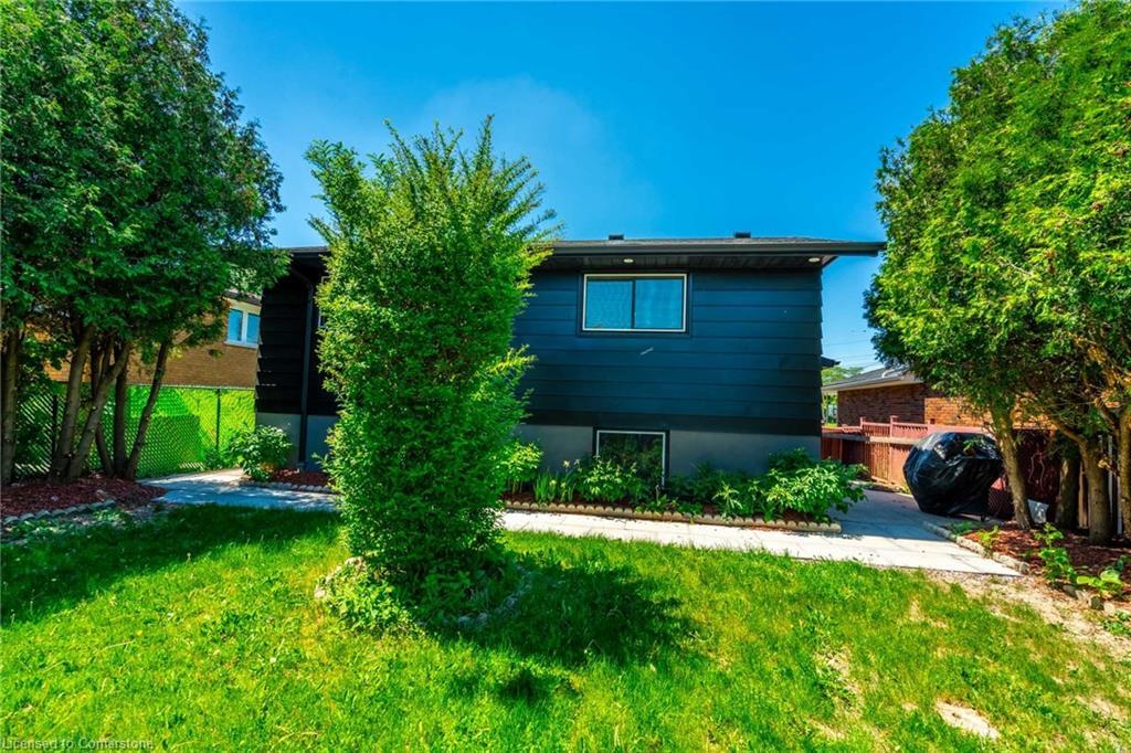 2-29 Northgate Drive, Hamilton, ON - Outdoor