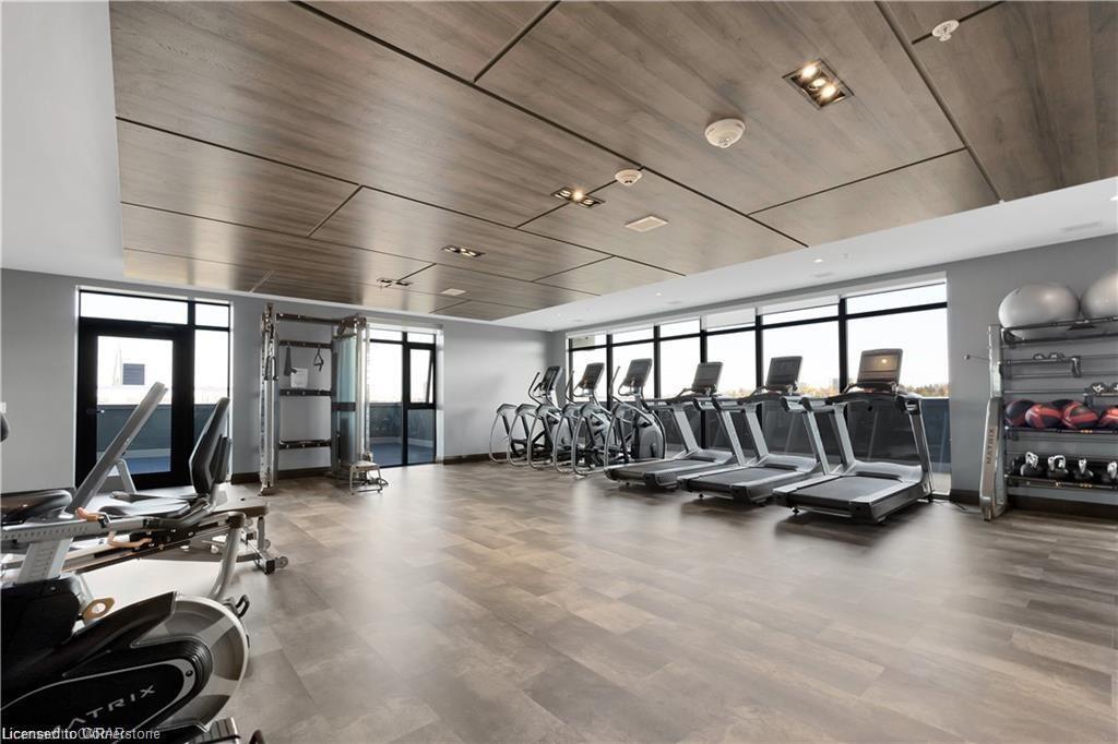 1414-15 Glebe Street, Cambridge, ON - Indoor Photo Showing Gym Room