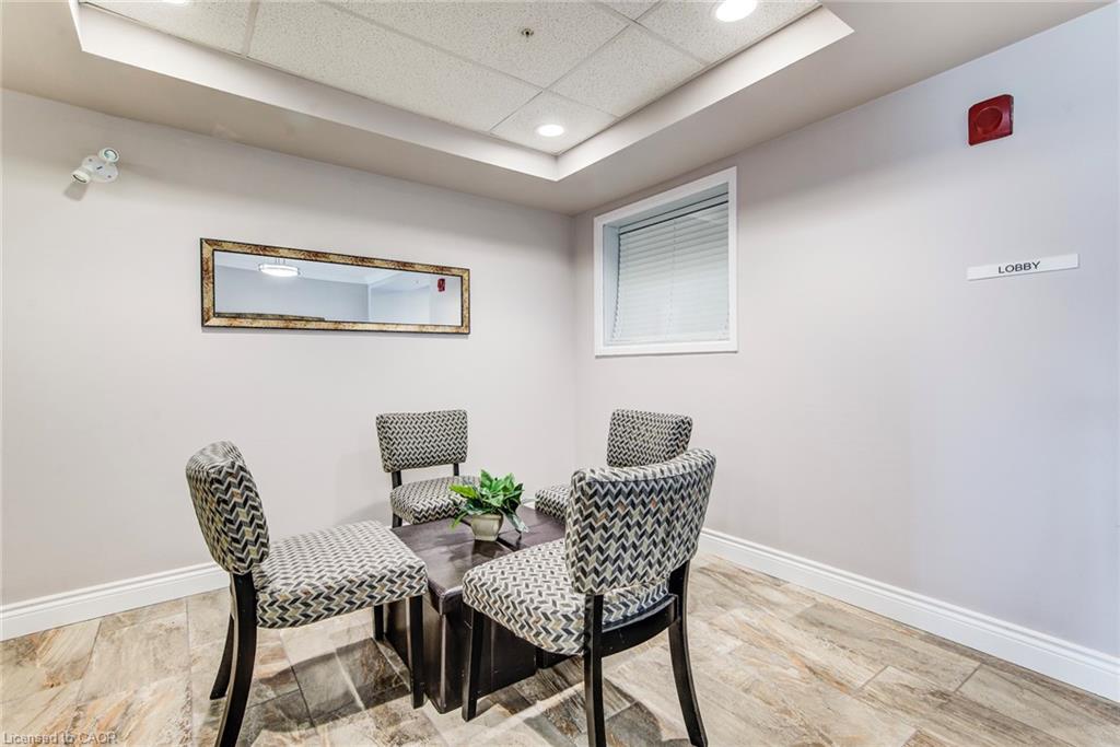 401-2 Colonial Drive, Guelph, ON - Indoor