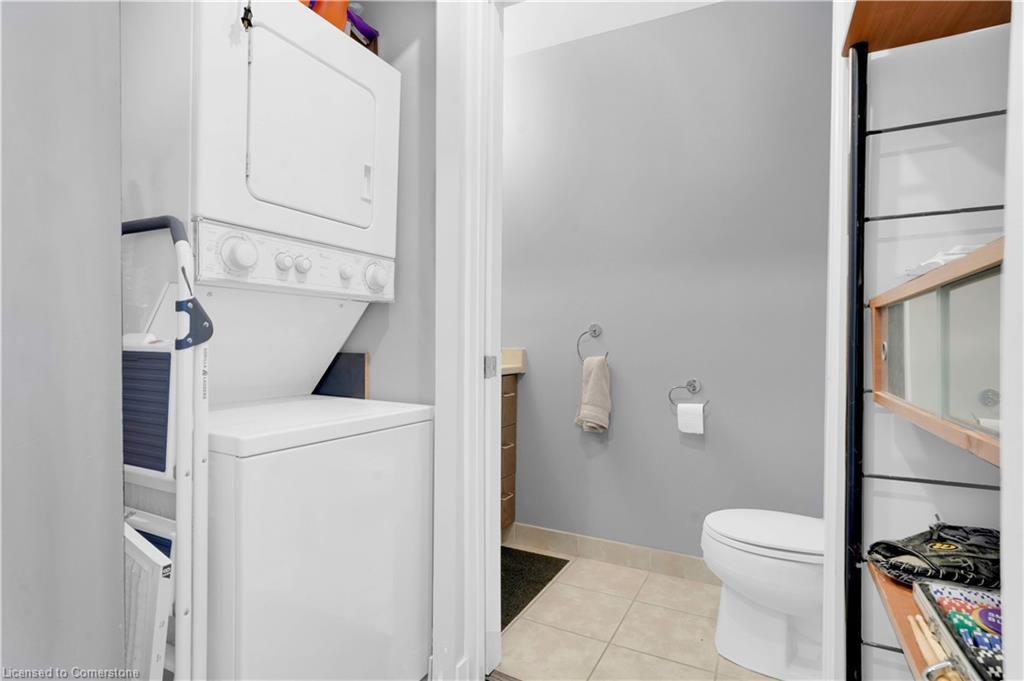 802-191 King Street S, Waterloo, ON - Indoor Photo Showing Laundry Room