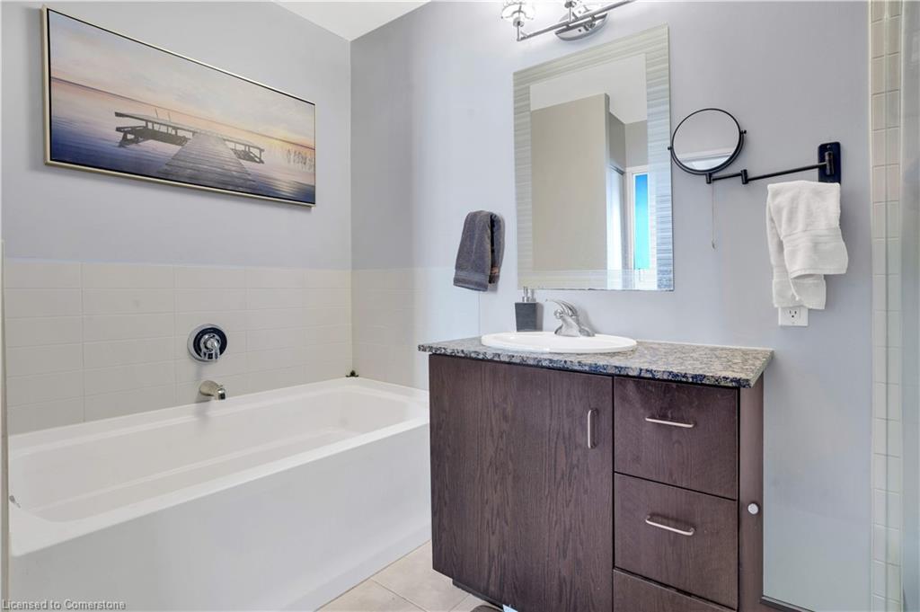 802-191 King Street S, Waterloo, ON - Indoor Photo Showing Bathroom