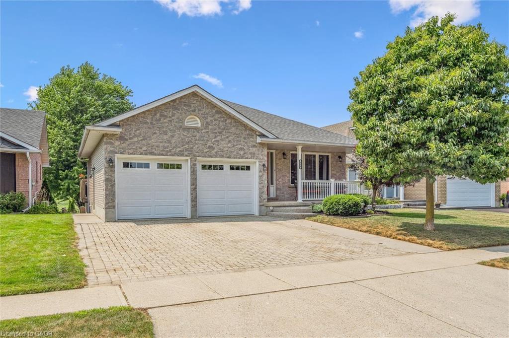 114 Delavan Drive, Cambridge, ON - Outdoor With Facade