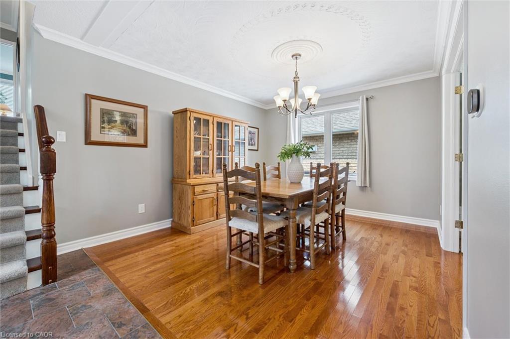 114 Delavan Drive, Cambridge, ON - Indoor Photo Showing Dining Room
