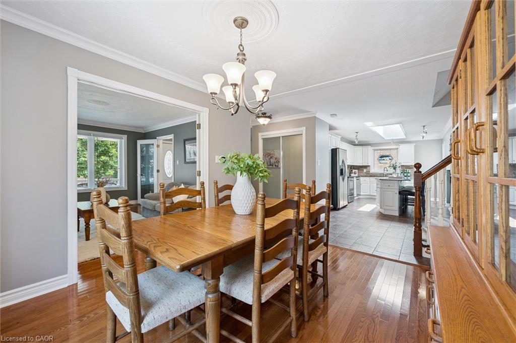 114 Delavan Drive, Cambridge, ON - Indoor Photo Showing Dining Room