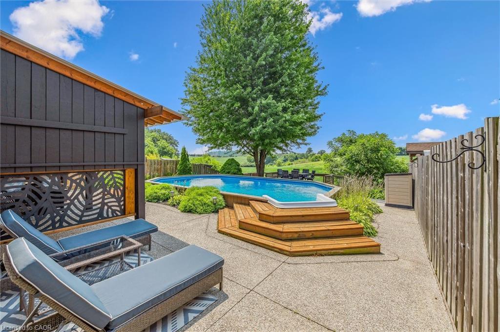 114 Delavan Drive, Cambridge, ON - Outdoor With Deck Patio Veranda