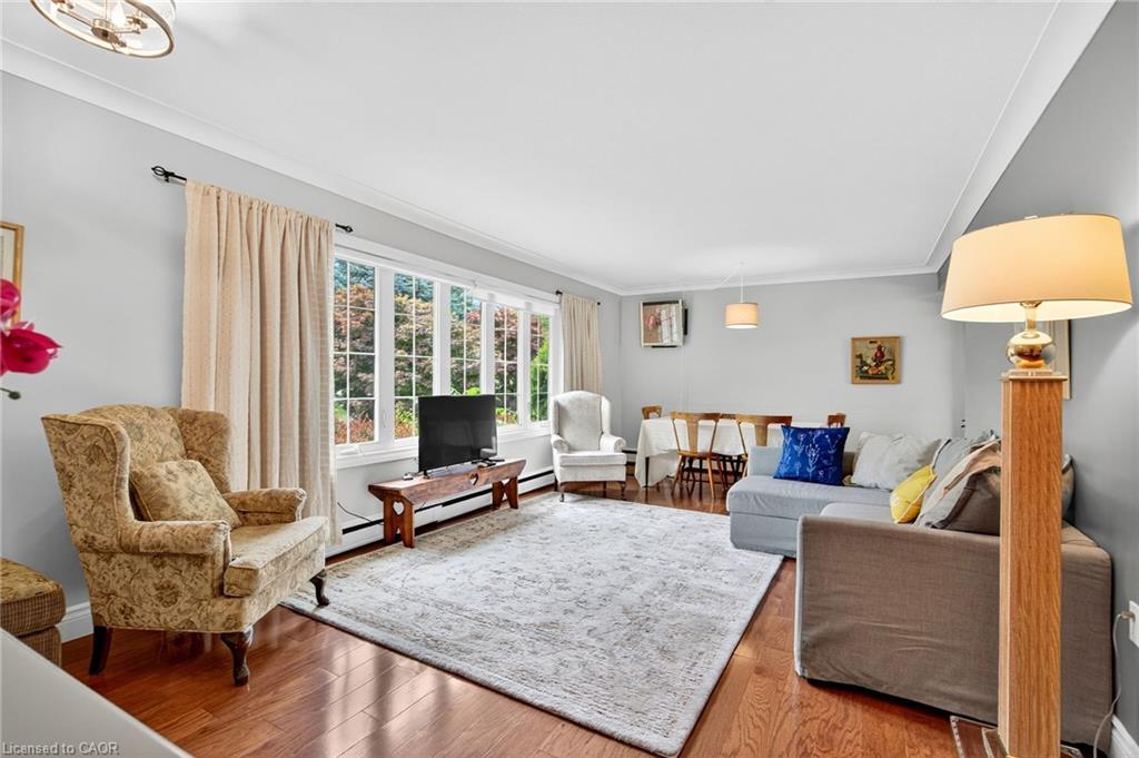 1786 York Road, Niagara-On-The-Lake, ON - Indoor Photo Showing Living Room